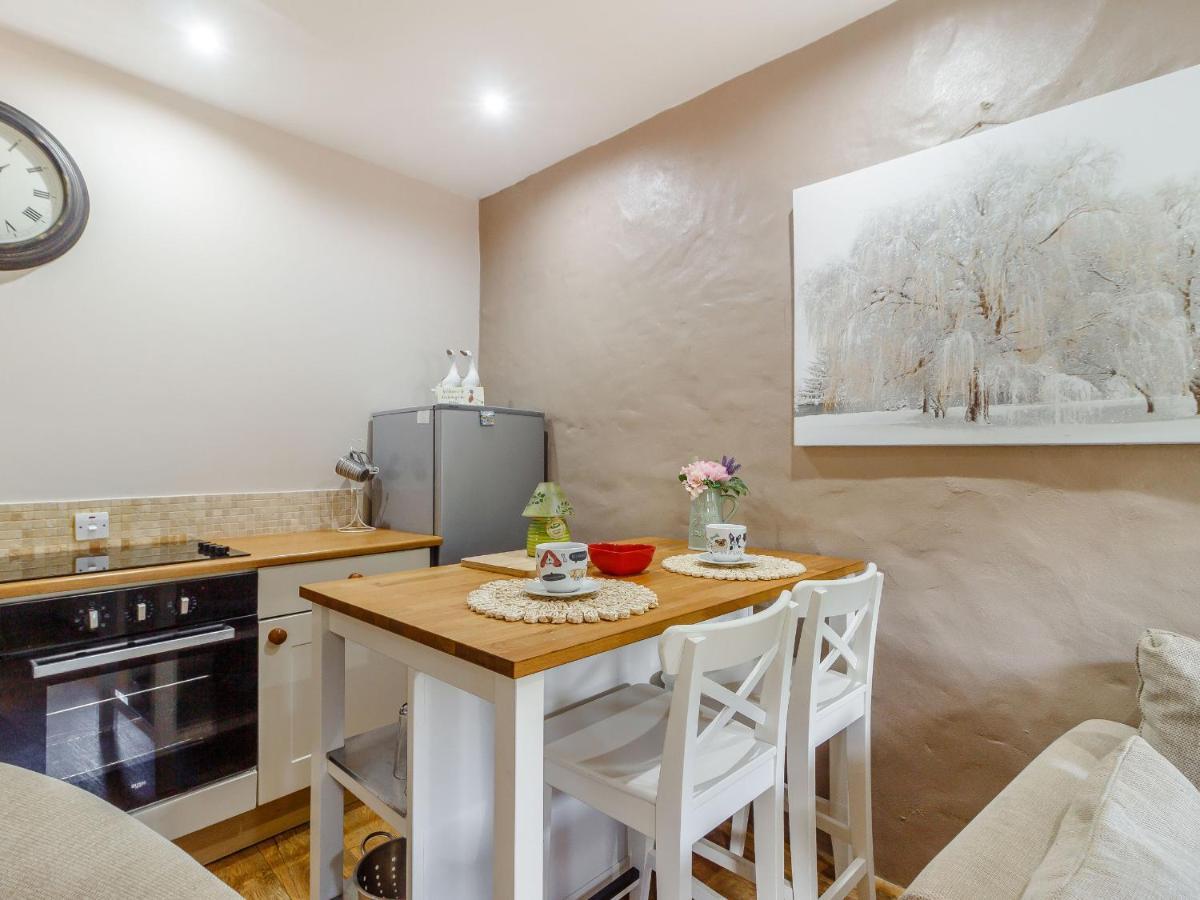 Caner Bach Lodge Bridgend  Esterno foto