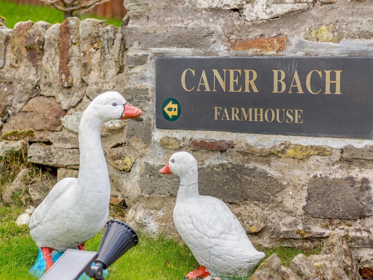 Caner Bach Lodge Bridgend  Esterno foto