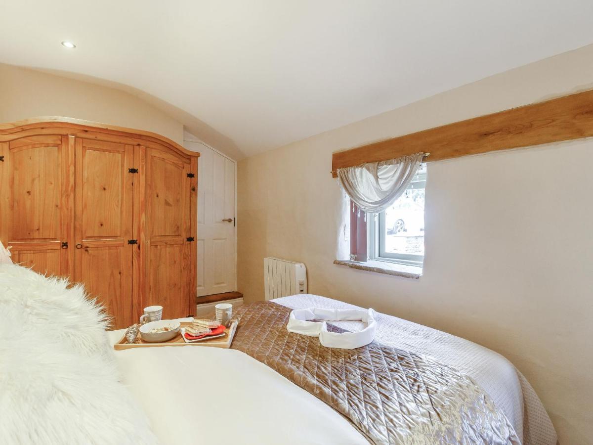 Caner Bach Lodge Bridgend  Esterno foto