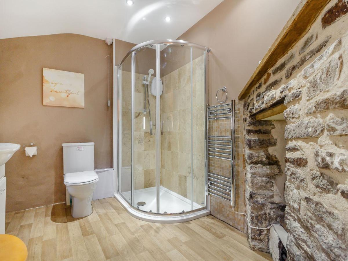 Caner Bach Lodge Bridgend  Esterno foto
